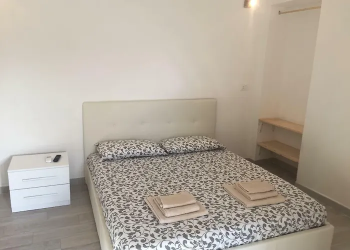 Monolocale Via Berthollet 6 * Torino